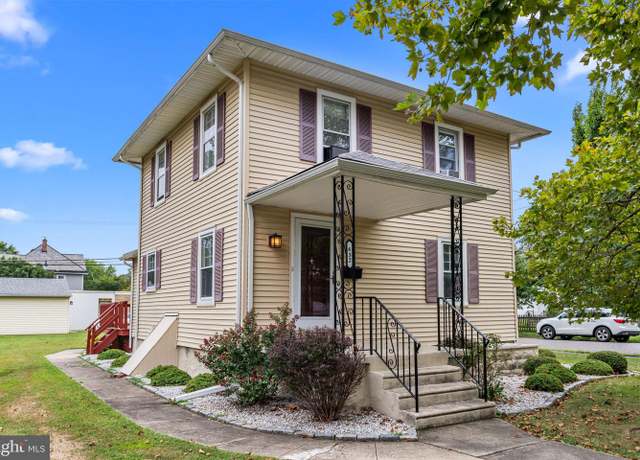 Property at 632 Highland Ave, Palmyra, NJ 08065, 3 beds, 1 bath