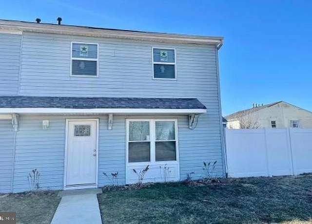 Property at 14 Longbow Ct, Sicklerville, NJ 08081, 2 beds, 1 bath