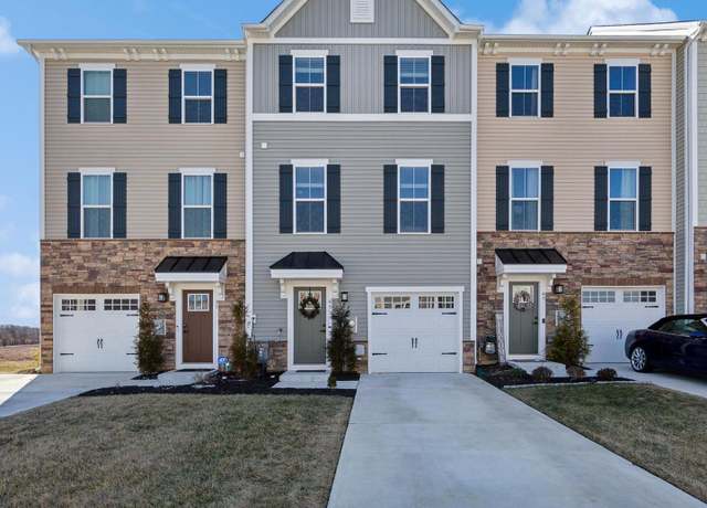 Property at 43 Roundstone Run, Swedesboro, NJ 08085, 3 beds, 2.5 baths