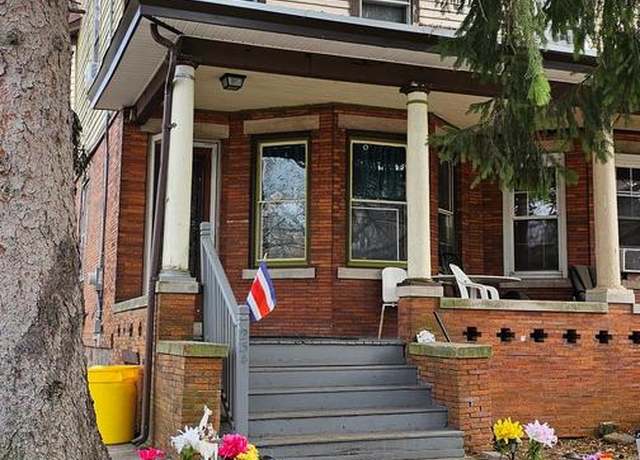 Property at 234 Hillcrest Ave, Trenton, NJ 08618, 5 beds, 1.5 baths