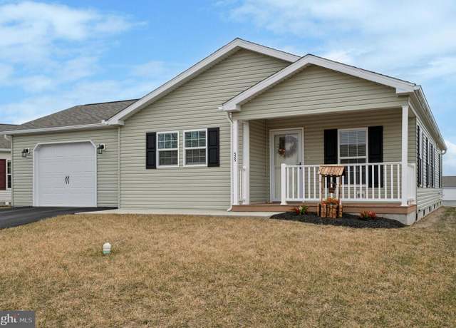 Property at 525 Saint Patty Dr, Nottingham, PA 19362, 3 beds, 2 baths