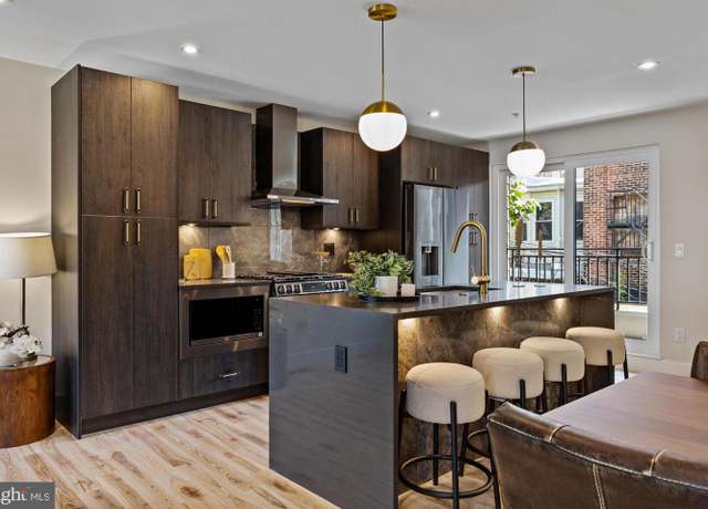 Property at 2715 W Flora St, Philadelphia, PA 19121, 3 beds, 2.5 baths