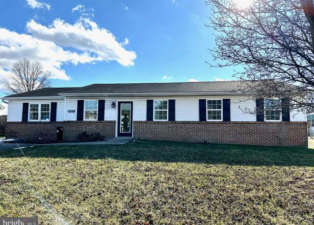 Property at 4431 Beaumont Rd, Dover, PA 17315, 3 beds, 2 baths