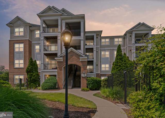 Property at 12958 Centre Park Cir #219, Herndon, VA 20171, 2 beds, 2 baths