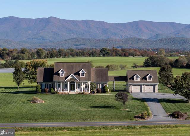 Property at 3871 Leaksville Rd, Luray, VA 22835, 3 beds, 2.5 baths