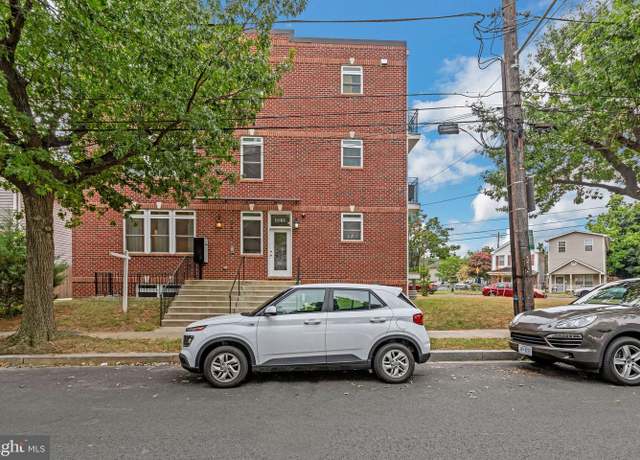 Property at 4613 Minnesota Ave NE #2, Washington, DC 20019, 2 beds, 2 baths