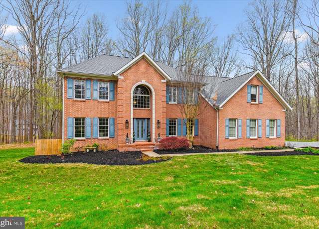 Property at 11912 Whispering Oak Ct, Reisterstown, MD 21136, 4 beds, 2.5 baths