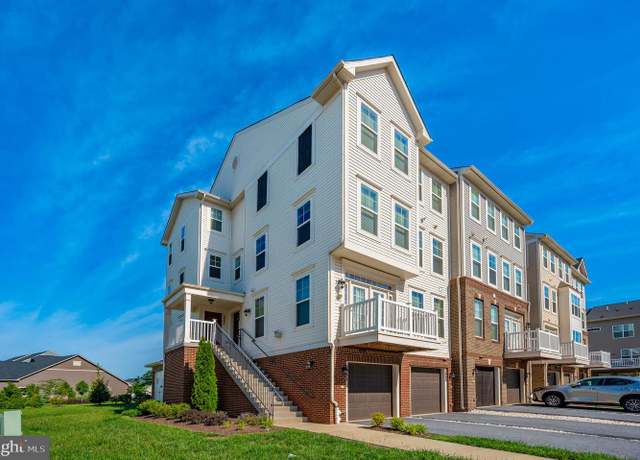 Property at 5900 Krantz Dr, Frederick, MD 21703, 3 beds, 2.5 baths