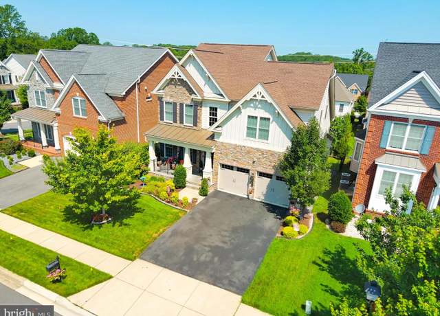 Property at 11002 Fillys Ford Xing, Upper Marlboro, MD 20772, 4 beds, 3.5 baths