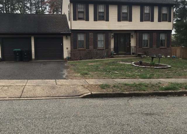 Property at 134 Country Ln, Sicklerville, NJ 08081, 4 beds, 2.5 baths