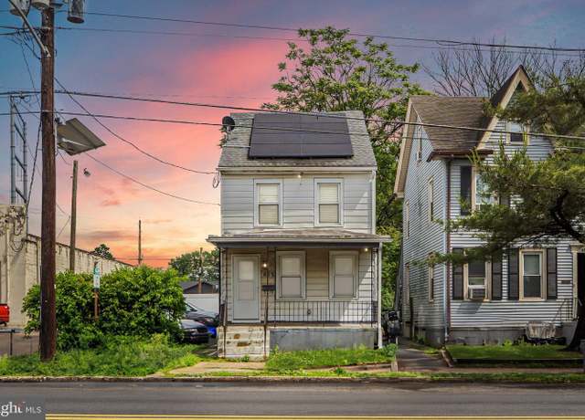 Property at 652 N Broad St, Woodbury, NJ 08096, 4 beds, 1.5 baths