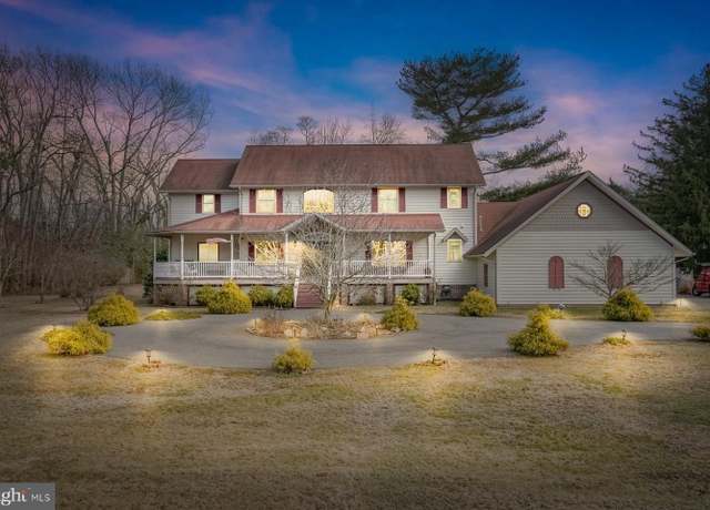 Property at 135 Fort Mott Rd, Pennsville, NJ 08070, 3 beds, 3.5 baths