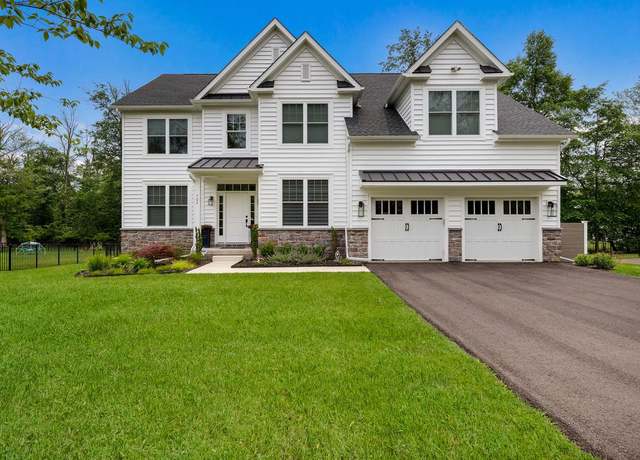 Property at 702 N Shady Retreat Rd, Doylestown, PA 18901, 4 beds, 2.5 baths