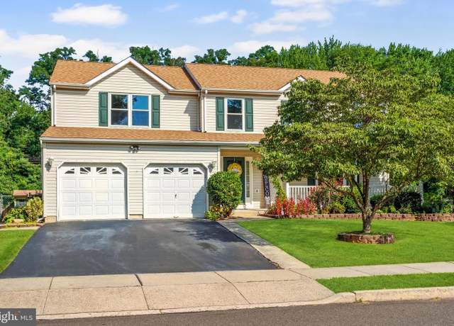 Property at 11 Pickering Bnd, Langhorne, PA 19047, 4 beds, 2.5 baths