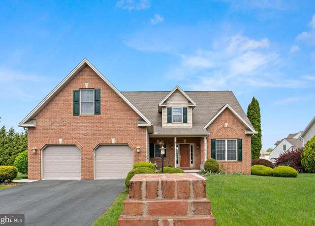 Property at 46 Stone Run Dr, Mechanicsburg, PA 17050, 4 beds, 3.5 baths