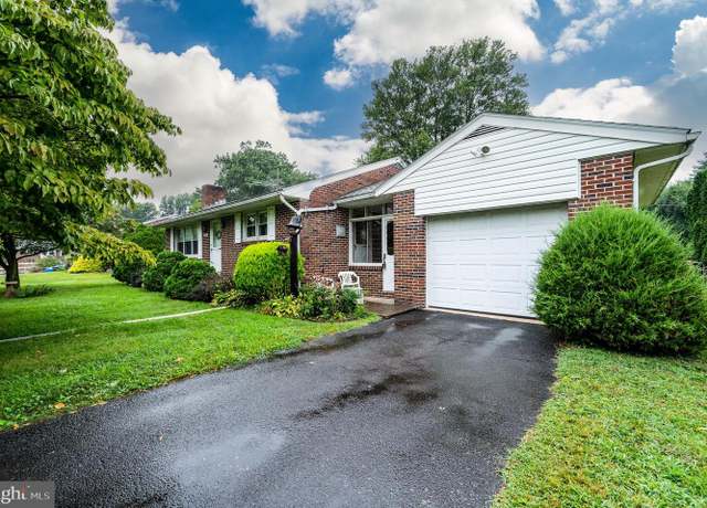 Property at 143 Kemp Rd, Pottstown, PA 19465, 3 beds, 1 bath