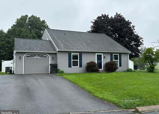 Property at 3 Blue Jay Dr, Stevens, PA 17578, 3 beds, 2.5 baths