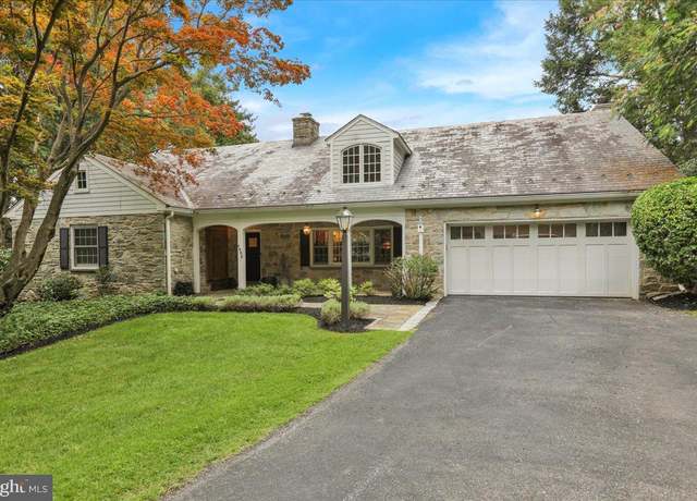 Property at 1425 Center Rd, Lancaster, PA 17603, 4 beds, 3 baths