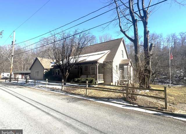 Property at 371 Ewardtown Rd, Yeagertown, PA 17099, 3 beds, 3.5 baths
