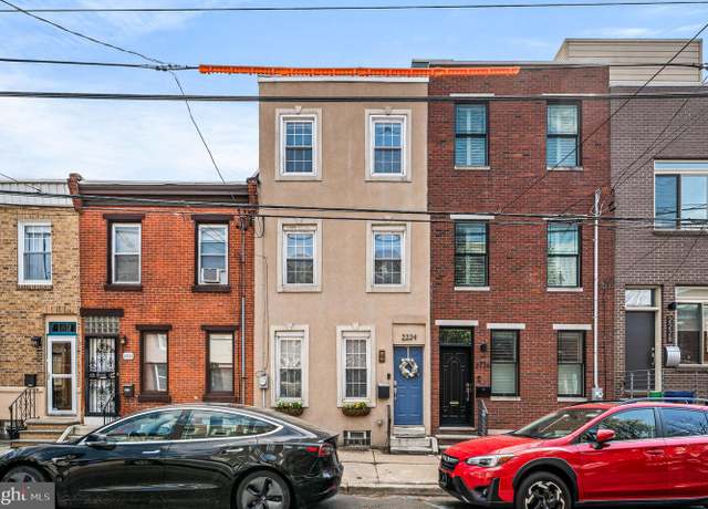 Property at 2224 Carpenter St, Philadelphia, PA 19146, 3 beds, 2.5 baths