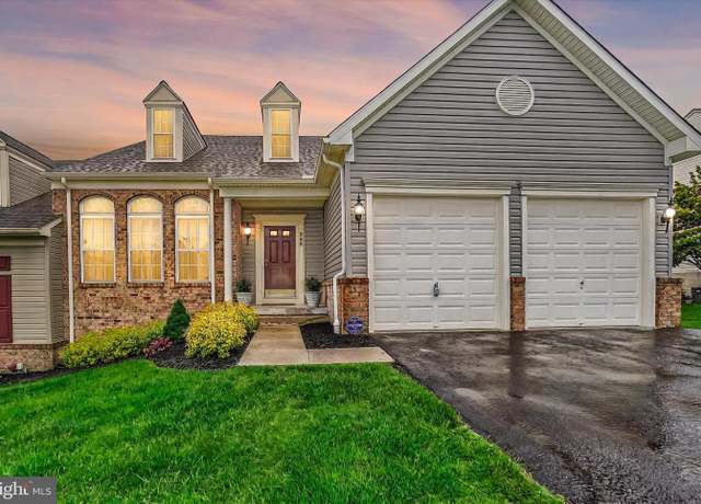 Property at 259 Prospect Cir #8, Shrewsbury, PA 17361, 4 beds, 3.5 baths