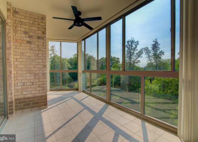 Property at 19365 Cypress Ridge Ter #401, Leesburg, VA 20176, 3 beds, 2 baths
