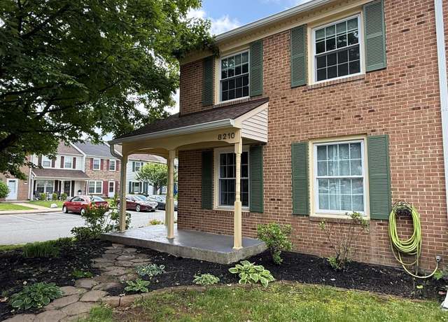 Property at 8210 Vernon St, Manassas, VA 20109, 3 beds, 2.5 baths