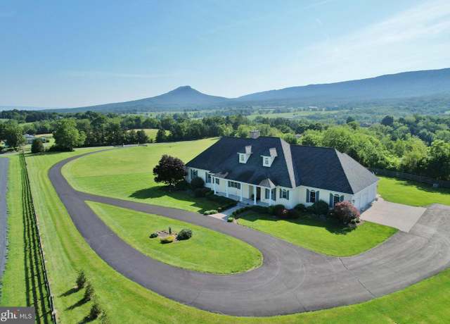 Property at 612 Cardinal Rd, New Market, VA 22844, 3 beds, 4 baths
