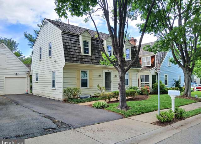Property at 109 Linden Hall Ln, Gaithersburg, MD 20877, 3 beds, 2.5 baths