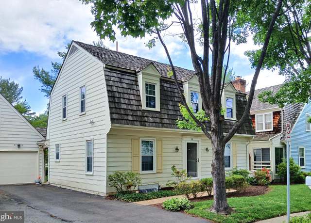 Property at 109 Linden Hall Ln, Gaithersburg, MD 20877, 3 beds, 2.5 baths