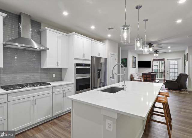Property at 104 Saint Ives Pl #409, Oxon Hill, MD 20745, 2 beds, 2 baths
