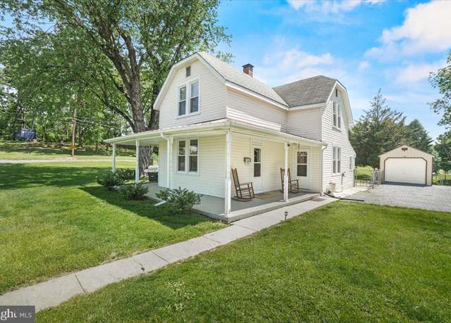 Property at 1240 Pope Ave, Hagerstown, MD 21740, 3 beds, 2 baths