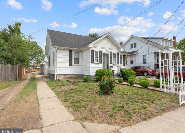 Property at 119 S Chester Ave, Riverside, NJ 08075, 4 beds, 1 bath