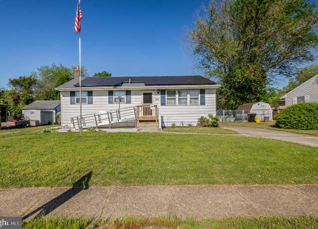 Property at 144 Trinity Ave, Blackwood, NJ 08012, 3 beds, 1 bath