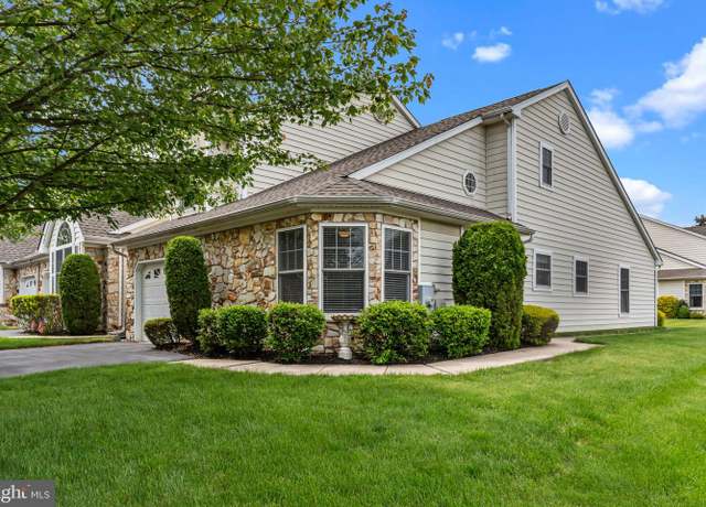 Property at 44 Ashley Dr, Ivyland, PA 18974, 2 beds, 2.5 baths