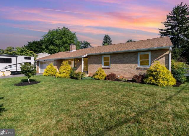 Property at 227 Avon Dr, Carlisle, PA 17013, 3 beds, 2.5 baths