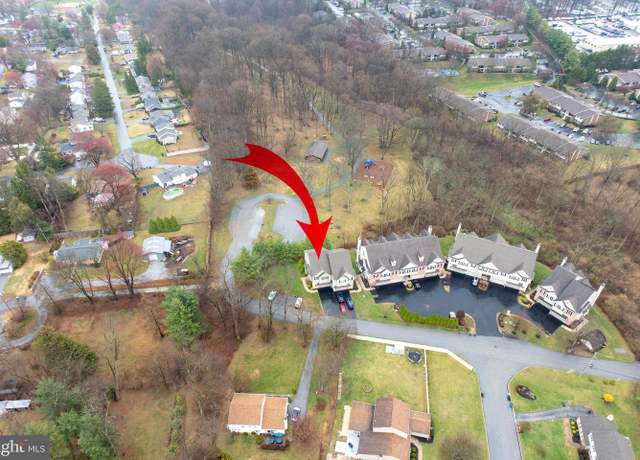 Property at 202 Spring Ln, West Chester, PA 19382, 3 beds, 2.5 baths