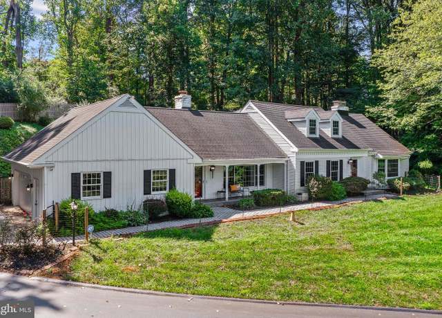 Property at 1908 Pocopson Rd, West Chester, PA 19382, 4 beds, 3.5 baths