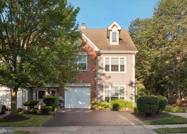 Property at 300 Pimlico Way, North Wales, PA 19454, 3 beds, 2.5 baths