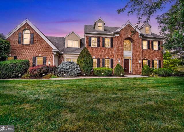 Property at 2010 Rosemill Ct, York, PA 17403, 4 beds, 4 baths