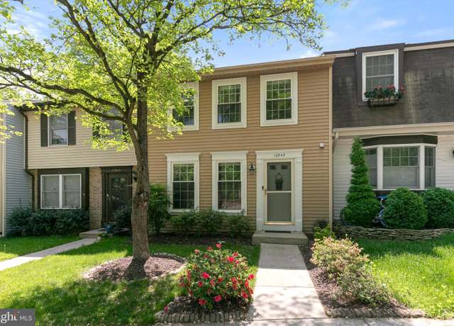 Property at 10945 Harpers Square Ct, Reston, VA 20191, 3 beds, 3 baths