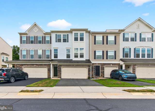Property at 41901 Diamondleaf Ter, Aldie, VA 20105, 3 beds, 3.5 baths
