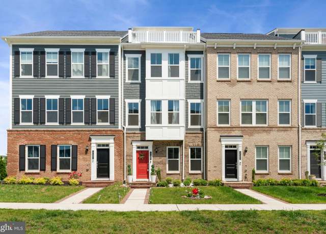 Property at 17303 Turnstone Dr, Dumfries, VA 22026, 3 beds, 4 baths