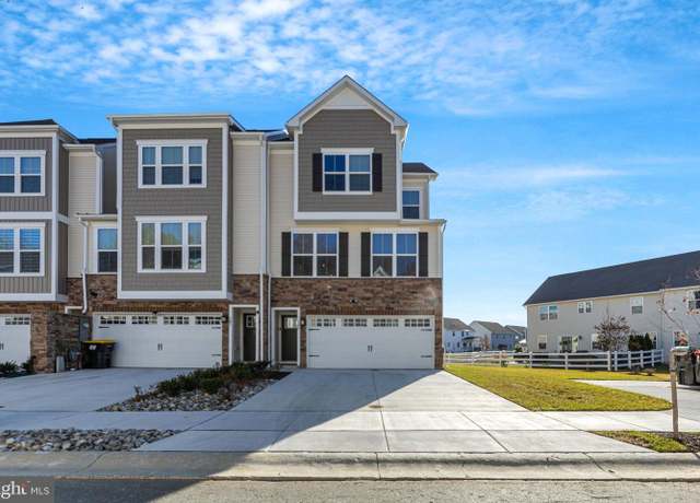 Property at 160 Torrey Dr, Newark, DE 19702, 4 beds, 3.5 baths