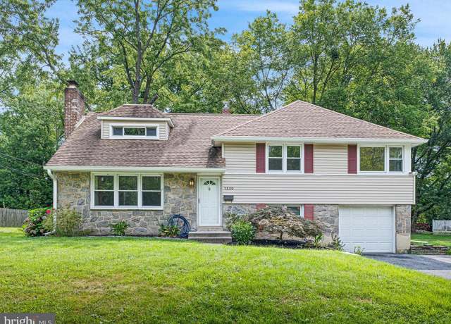 Property at 1250 Faun Rd, Wilmington, DE 19803, 4 beds, 2.5 baths