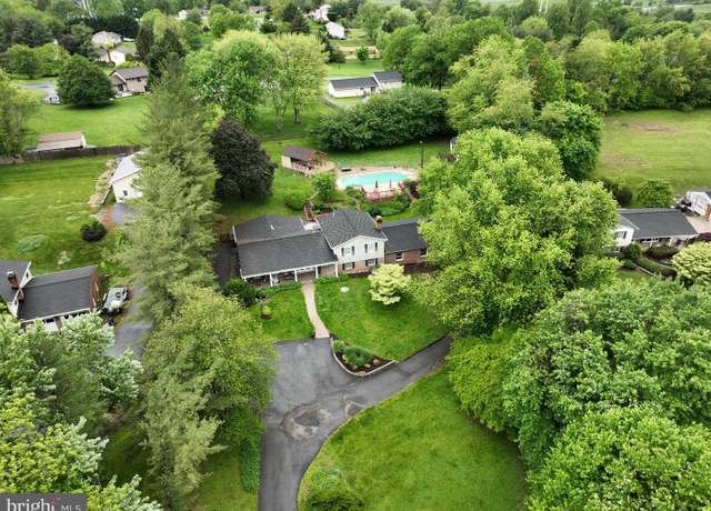 Property at 13108 Manor Dr, Mount Airy, MD 21771, 4 beds, 3 baths