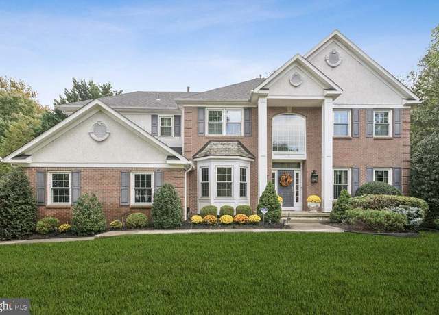 Property at 6 Angel Hill Ct, Turnersville, NJ 08012, 4 beds, 3.5 baths