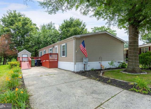 Property at 222 Tony Cir, Mantua, NJ 08051, 3 beds, 2 baths
