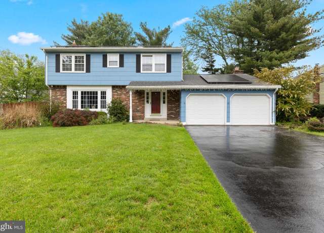 Property at 27 Colleen Cir, Ewing, NJ 08638, 4 beds, 2.5 baths