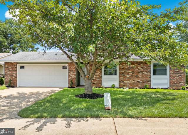 Property at 321-A Persica Plz, Monroe Township, NJ 08831, 2 beds, 2 baths